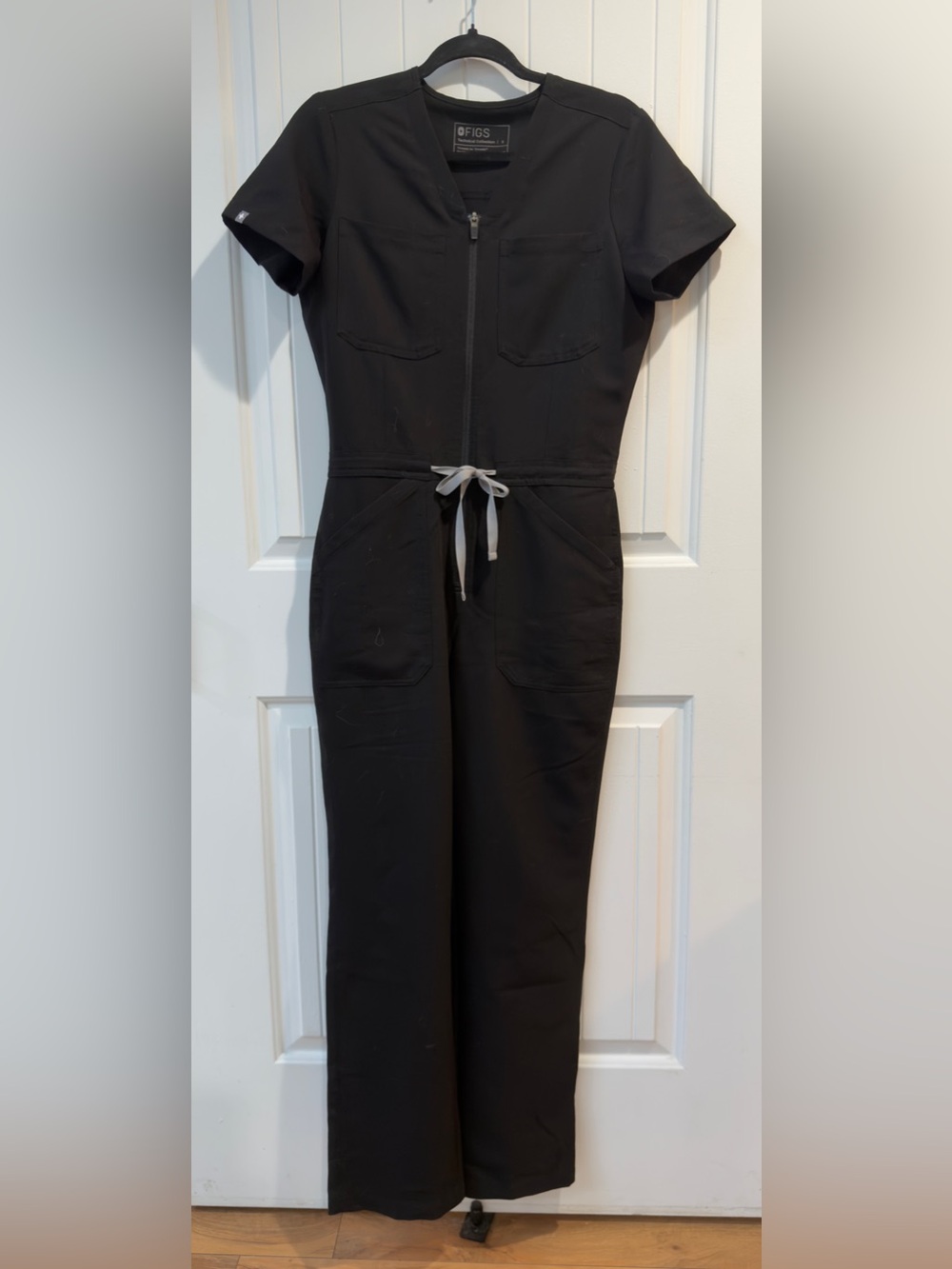 FIGS Catarina Scrub Jumpsuit Women’s Size Small Black Wide Leg Medical Uniform